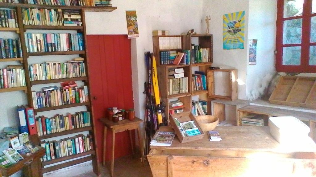Le Marconnes Bed & Breakfast Saint-Arcons-de-Barges Exterior foto