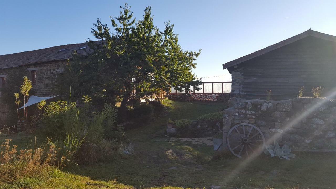 Le Marconnes Bed & Breakfast Saint-Arcons-de-Barges Exterior foto
